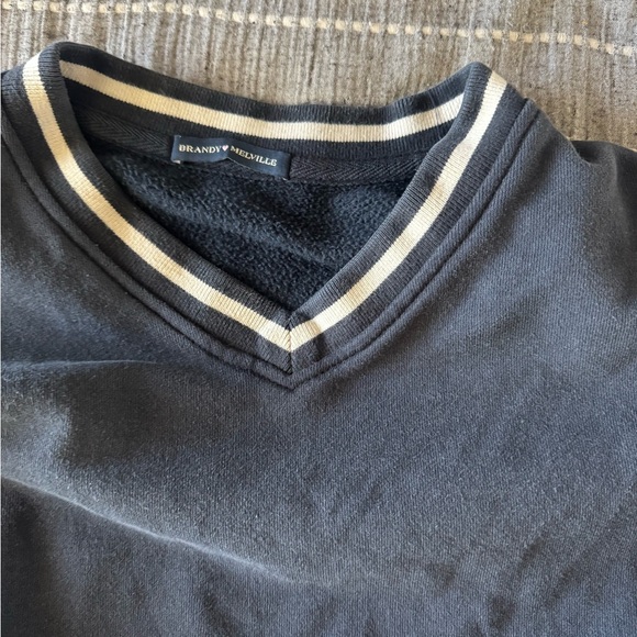 Brandy Melville Erica Trimming Pullover - Picture 2 of 3
